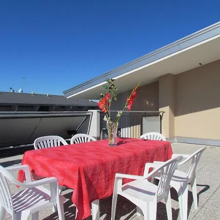 Aprilia Apartment *